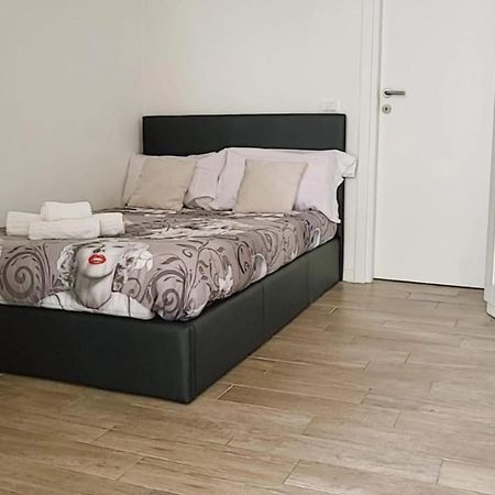 ᗰiki ᕼouտᗴ 2 Apartment ฟลอเรนซ์ ภายนอก รูปภาพ